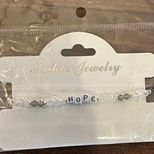 Chic White and Silver Beaded Bracelet with 'Hope' Charm